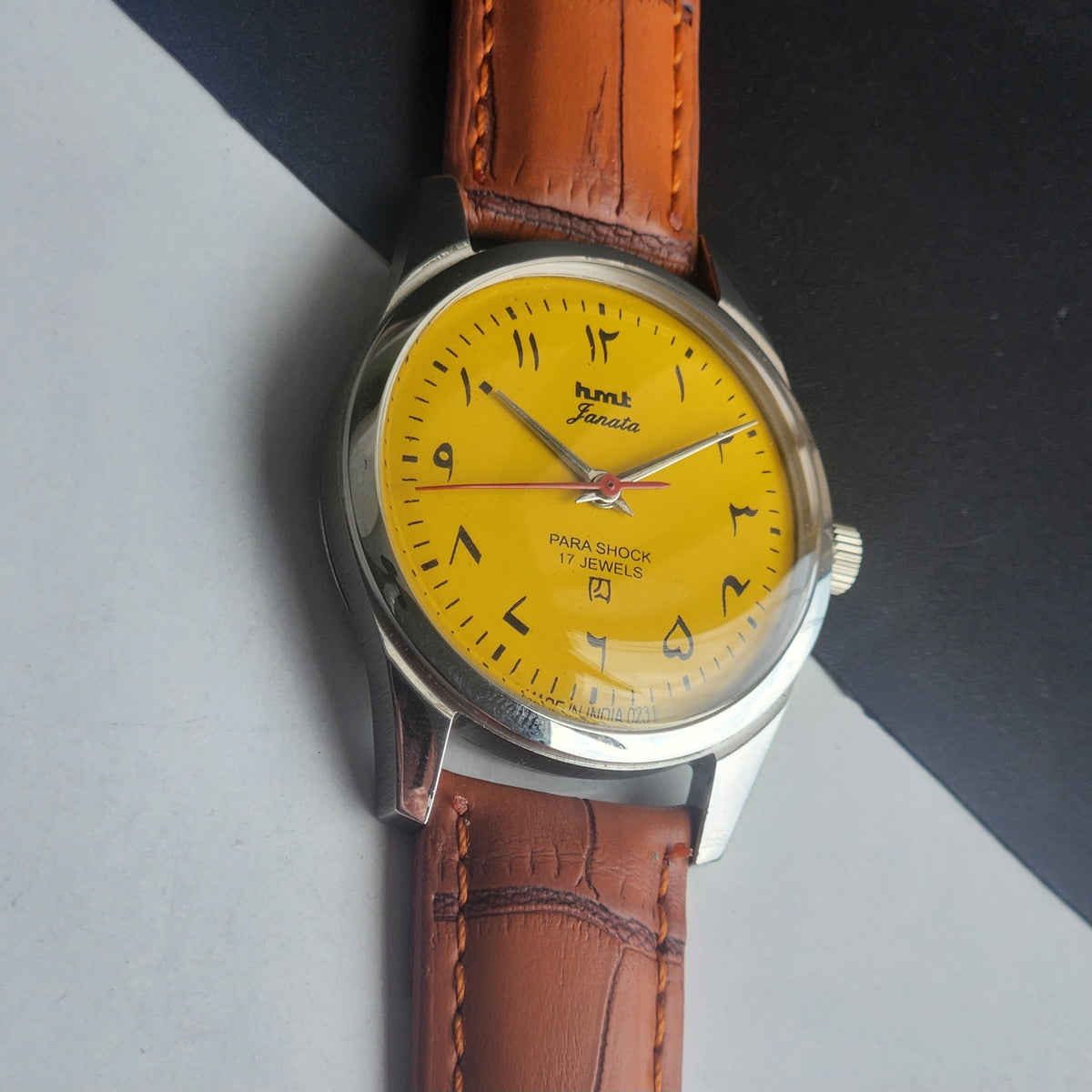 Vintage MOD HMT Janata Urdu/Arabic Hand Winding 17 Jewels Yellow Face 35MM Silver Case Brown Leather Strap Men's Wrist Watch G71