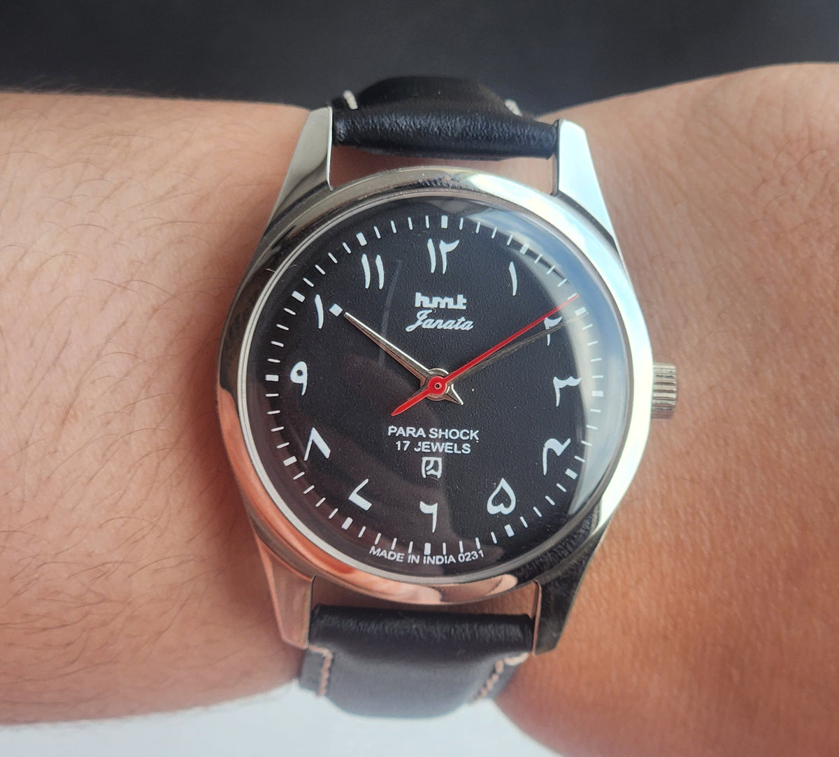Vintage MOD HMT Janata Urdu/Arabic Hand Winding 17 Jewels Black Face 35MM Silver Case Black Leather Strap Men's Wrist Watch G73