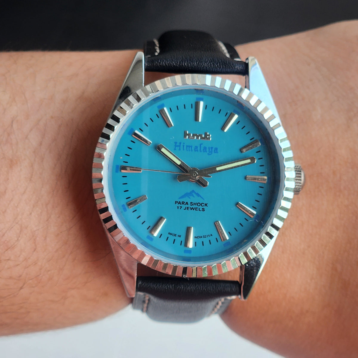 Vintage MOD HMT Himalaya Hand Winding 17 Jewels Tiffany Blue Face 35mm Silver Case With Fluted Bezel Black Leather Strap Men's Wrist Watch G75