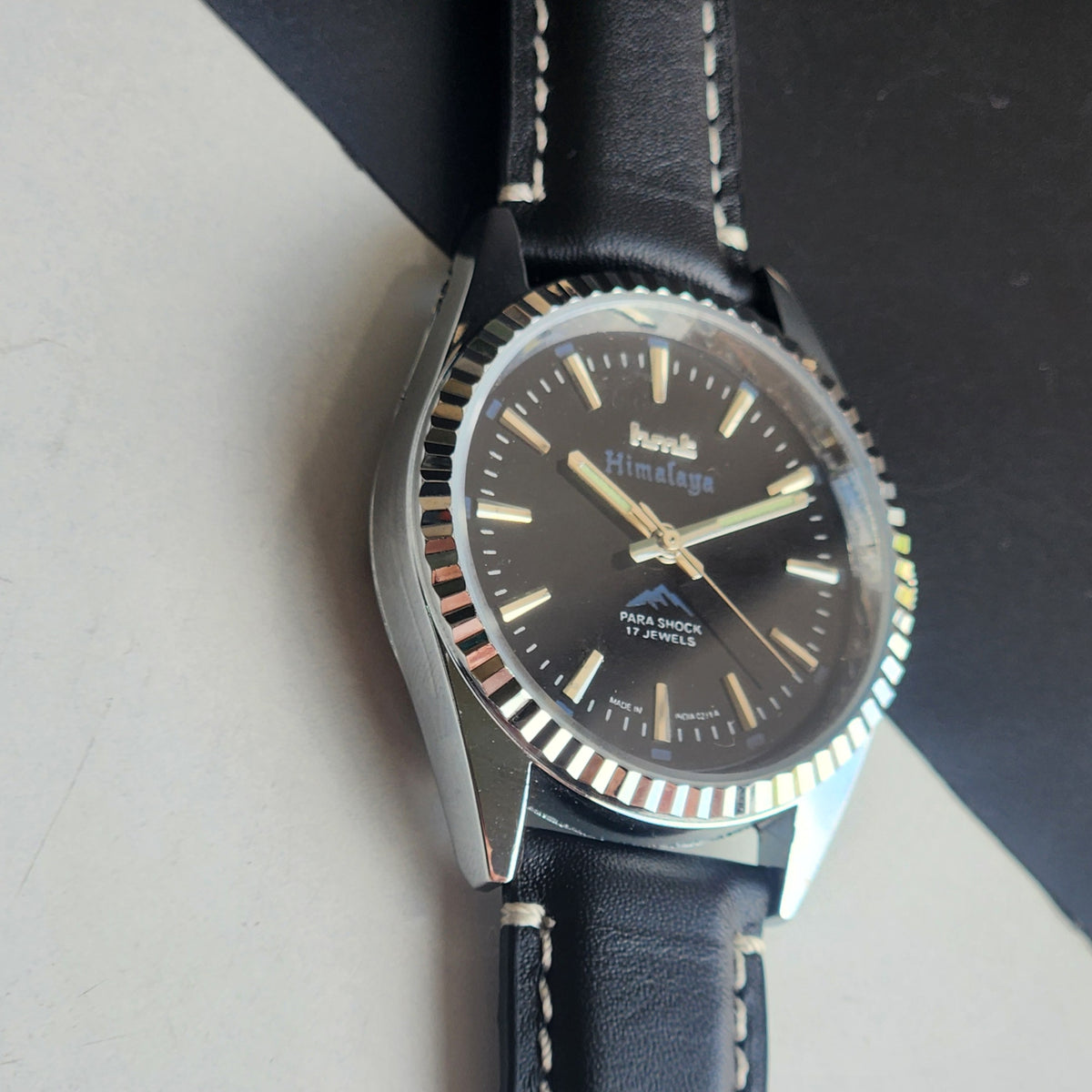Vintage MOD HMT Himalaya Hand Winding 17 Jewels Black Face 35mm Silver Case With Fluted Bezel Black Leather Strap Men's Wrist Watch G76