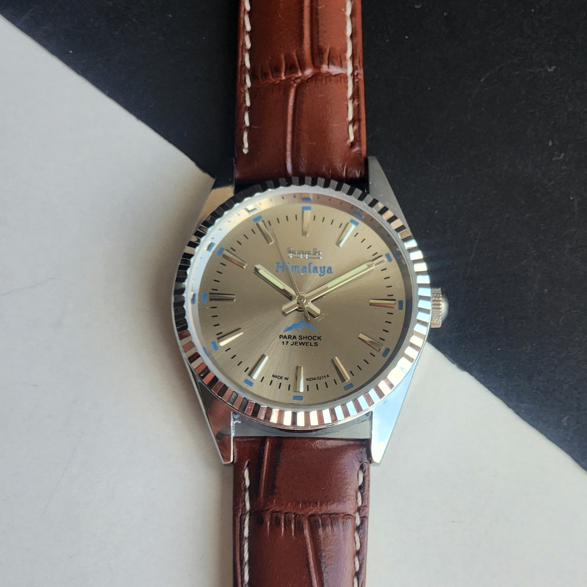 Vintage MOD HMT Himalaya Hand Winding 17 Jewels Silver Face 35mm Silver Case With Fluted Bezel Brown Leather Strap Men's Wrist Watch G78