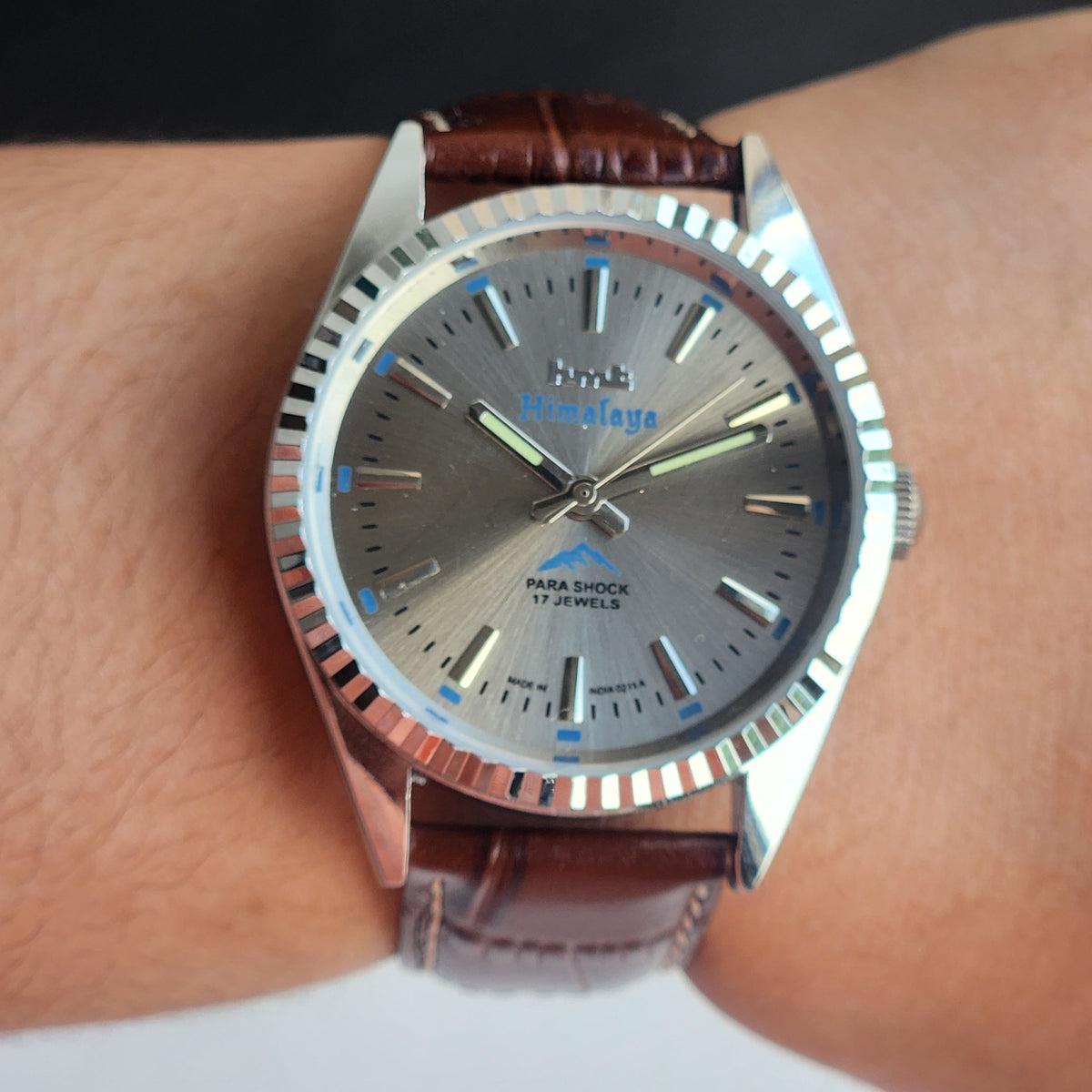 Vintage MOD HMT Himalaya Hand Winding 17 Jewels Silver Face 35mm Silver Case With Fluted Bezel Brown Leather Strap Men's Wrist Watch G78