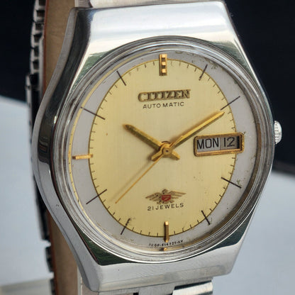 Vintage 1980 Original Citizen Automatic 8200 Golden Face 21 Jewels Day-Date Japanese Men's Wrist Watch ET06