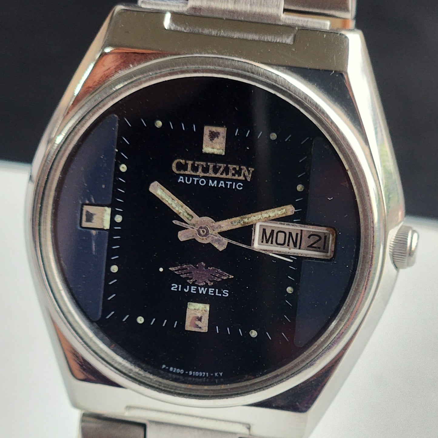 Vintage 1984 Original Citizen Automatic 8200 Blue Face 21 Jewels Day-Date Japanese Men's Wrist Watch ET09