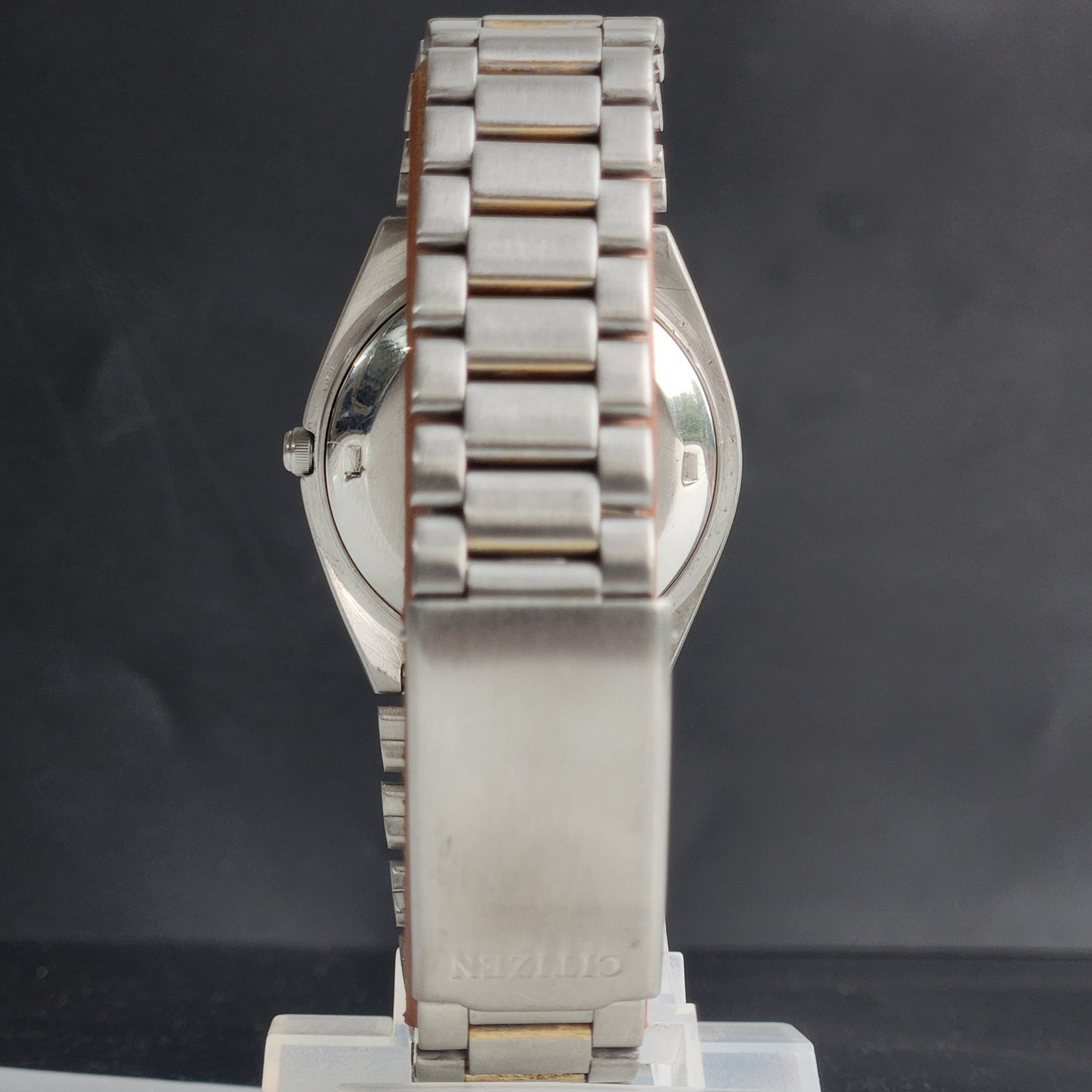 Vintage 1984 Original Citizen Automatic 8200 Blue Face 21 Jewels Day-Date Japanese Men's Wrist Watch ET09