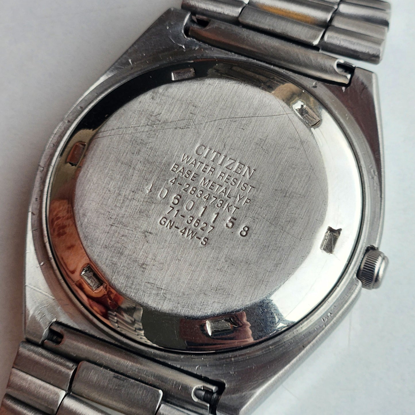 Vintage 1984 Original Citizen Automatic 8200 Blue Face 21 Jewels Day-Date Japanese Men's Wrist Watch ET09