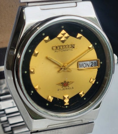 Vintage 1984 Original Citizen Automatic 8200 Golden Face 21 Jewels Day-Date Japanese Men's Wrist Watch ET10