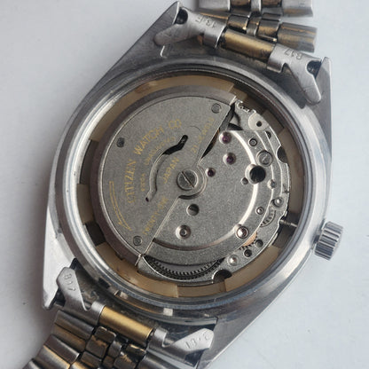 Vintage 1980 Original Citizen Automatic 8200 Grey Face 21 Jewels Day-Date Japanese Men's Wrist Watch ET15