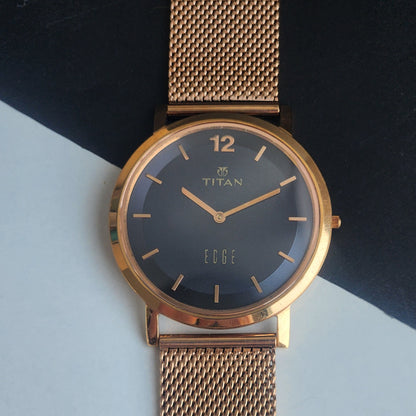 Original TITAN EDGE 1595YAB33 Round Blue Face 38MM Case Men's Watch G94