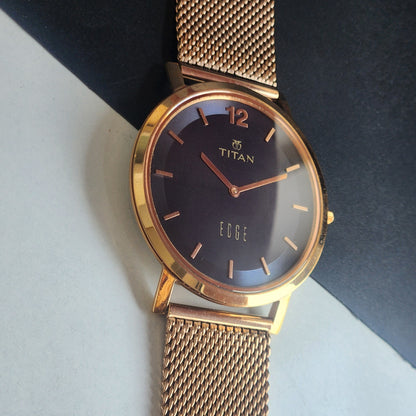 Original TITAN EDGE 1595YAB33 Round Blue Face 38MM Case Men's Watch G94