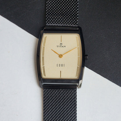 Original TITAN EDGE 1044YCE31 Barrel Off White Face 30MM Case Men's Watch G96