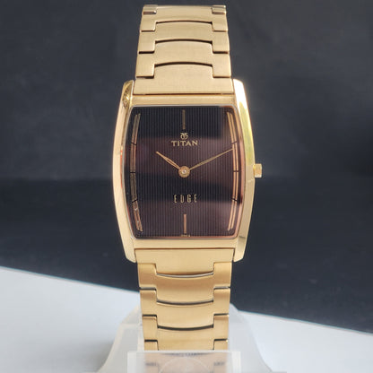 Original TITAN EDGE 1044YCE31 Barrel Black Face 30MM Case Men's Watch H02