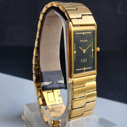 Original TITAN EDGE 1043NBA Rectangular Black Face 25MM Case Men's Watch H06