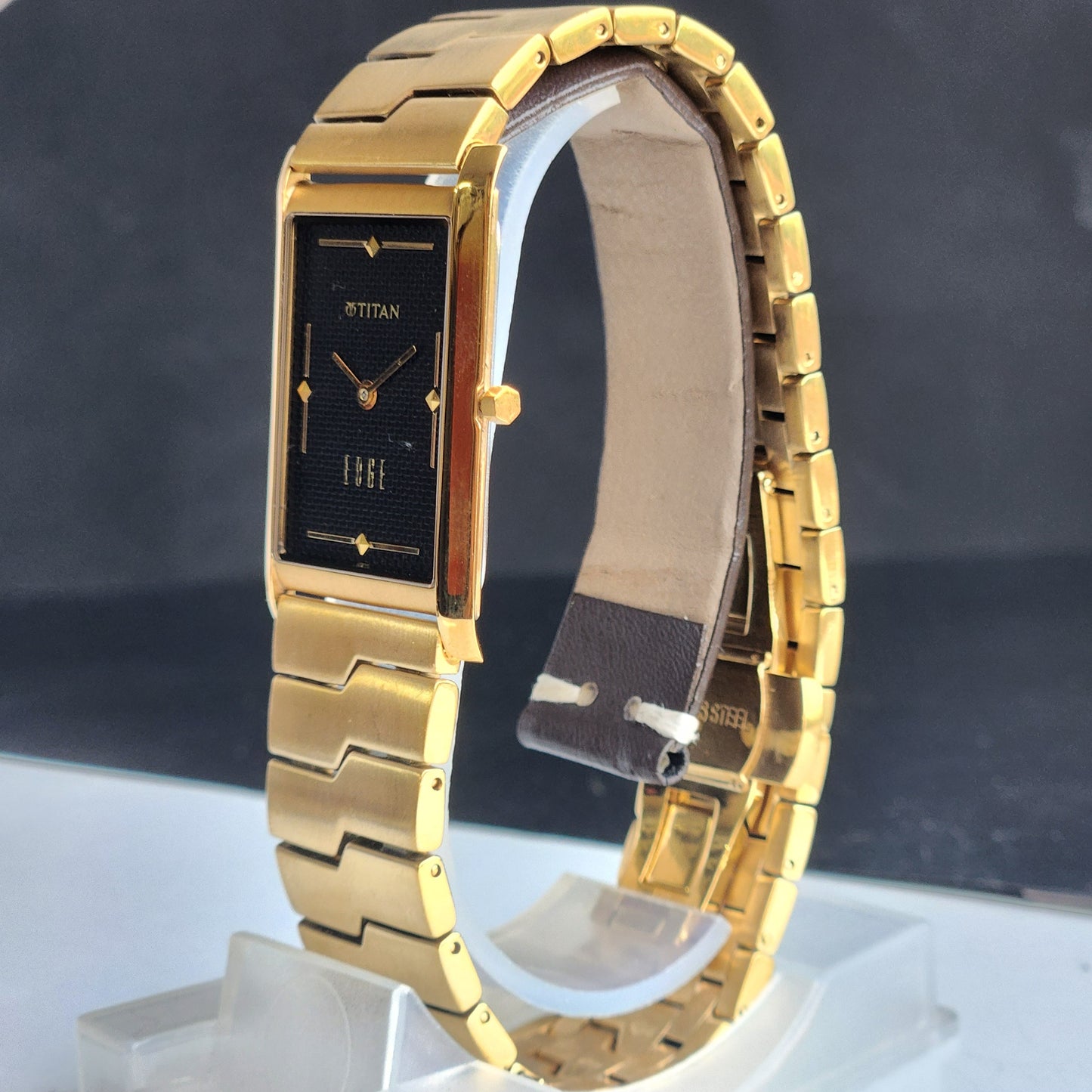 Original TITAN EDGE 1043NBA Rectangular Black Face 25MM Case Men's Watch H06