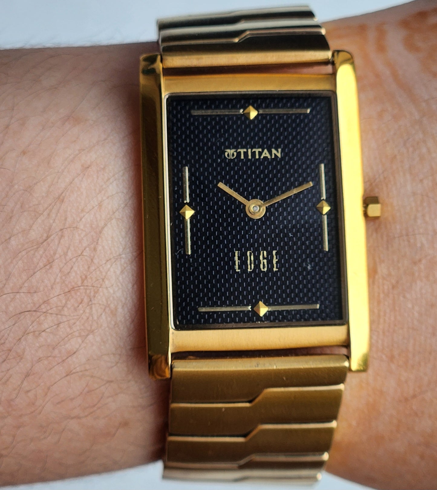 Original TITAN EDGE 1043NBA Rectangular Black Face 25MM Case Men's Watch H06