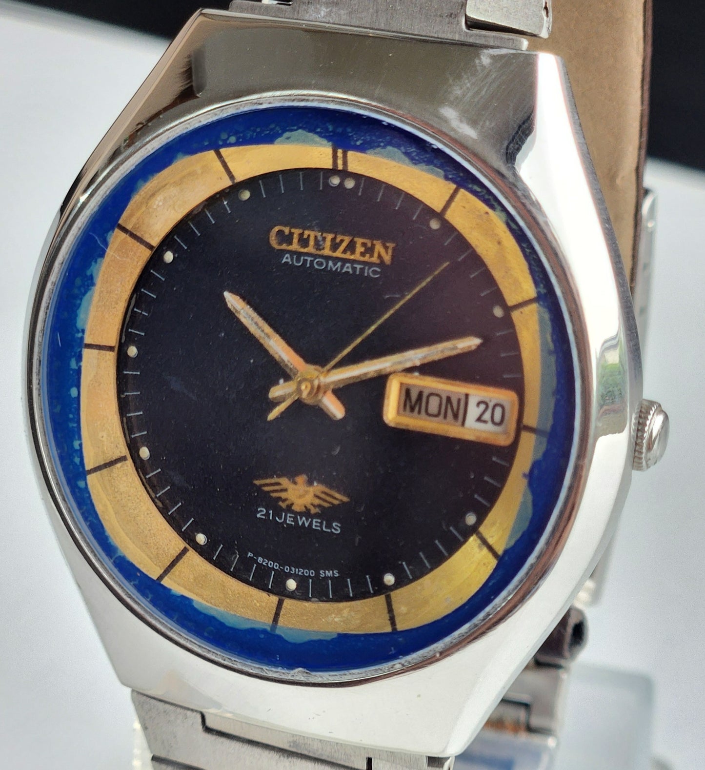 Vintage 1991 Original Citizen Automatic 8200 Blue Face 21 Jewels Day-Date Japanese Men's Wrist Watch ET17