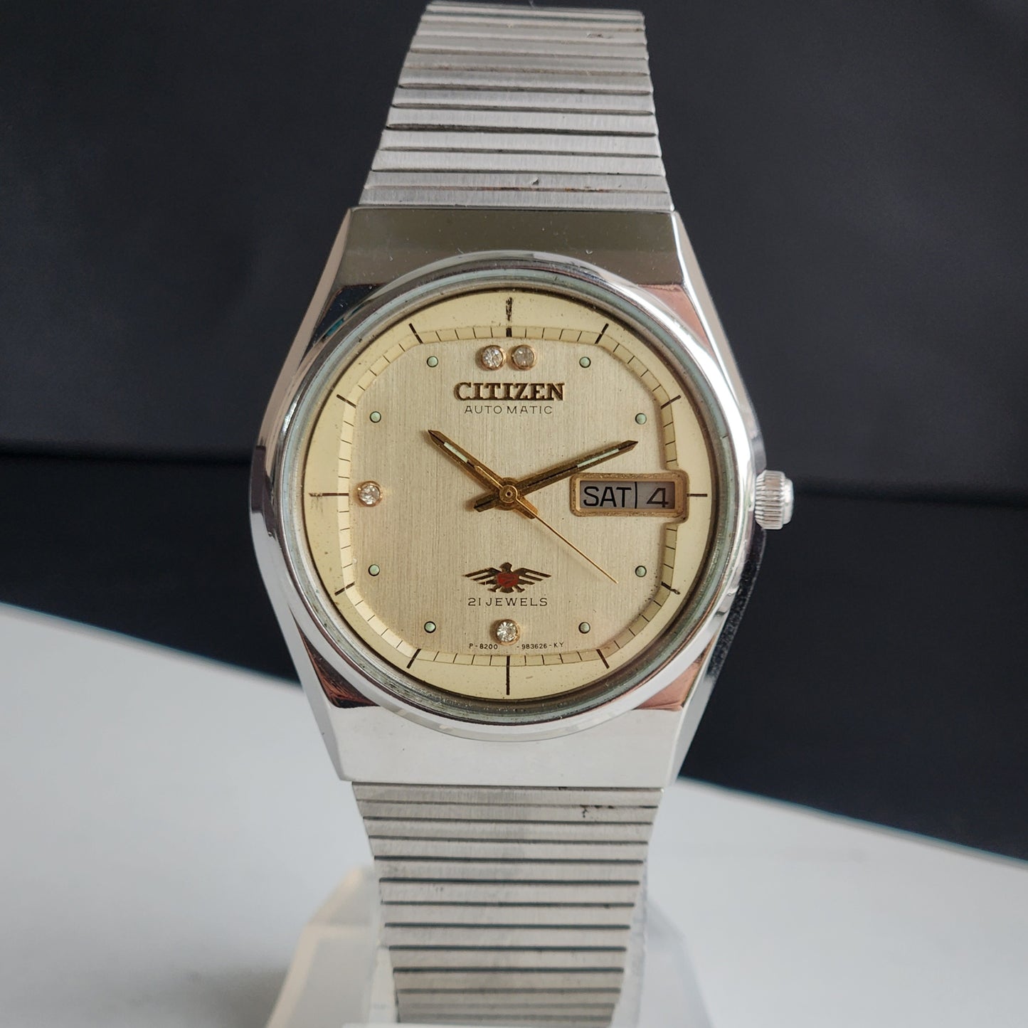 Vintage 1995 Original Citizen Automatic 8200 Golden Face 21 Jewels Day-Date Japanese Men's Wrist Watch ET18