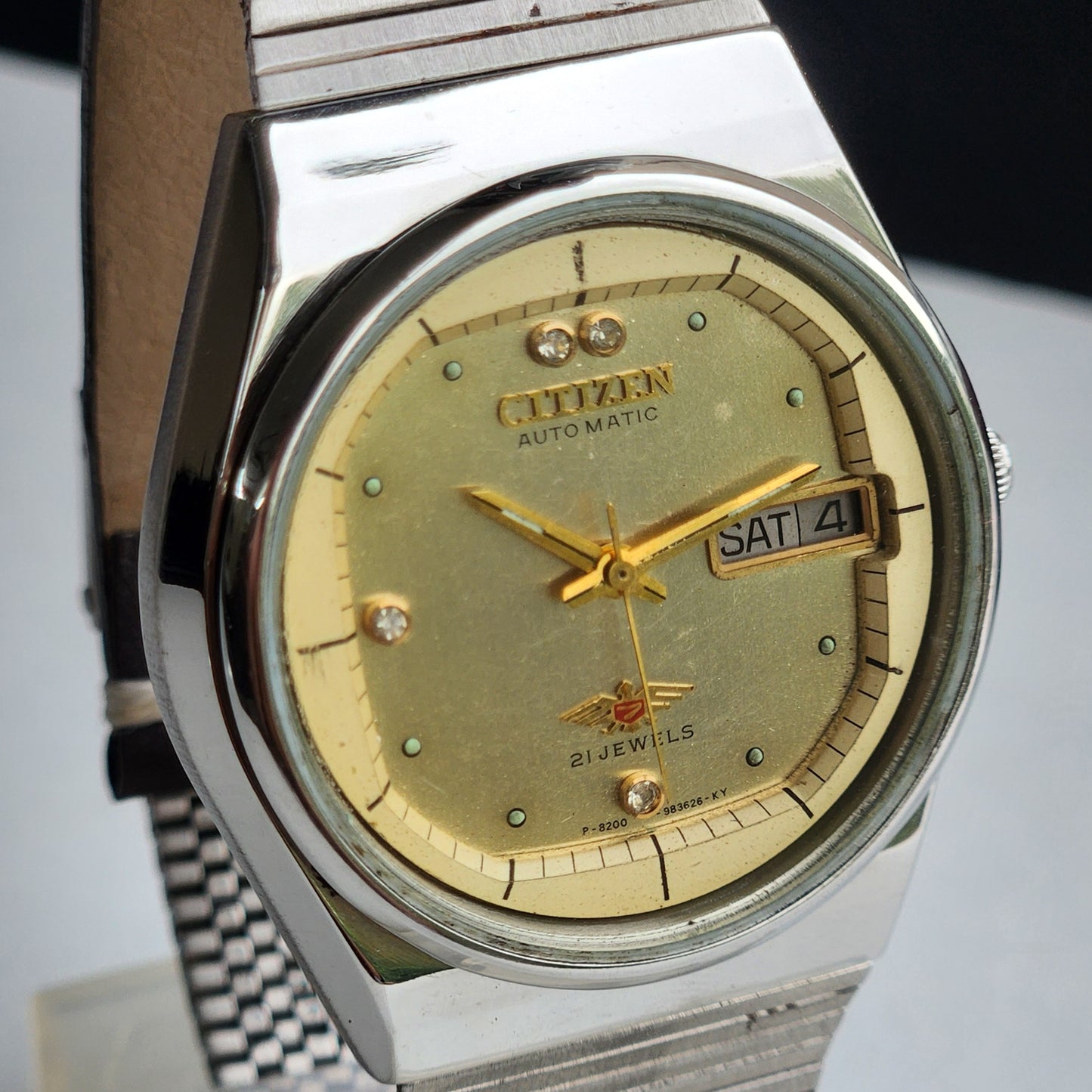 Vintage 1995 Original Citizen Automatic 8200 Golden Face 21 Jewels Day-Date Japanese Men's Wrist Watch ET18