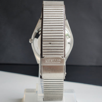 Vintage 1995 Original Citizen Automatic 8200 Golden Face 21 Jewels Day-Date Japanese Men's Wrist Watch ET18