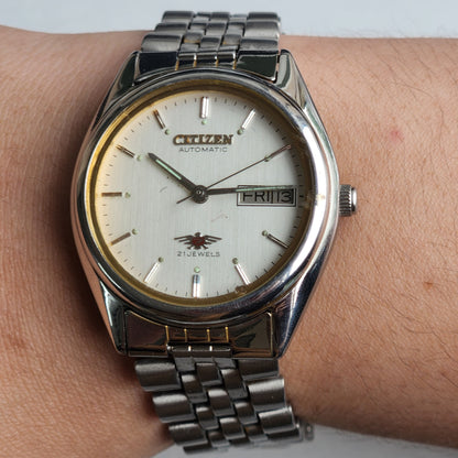 Vintage 1990 Original Citizen Automatic 8200 White Face 21 Jewels Day-Date Japanese Men's Wrist Watch ET28
