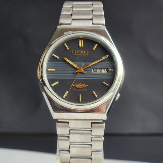 Vintage 1989 Original Citizen Automatic 8200 Grey Face 21 Jewels Day-Date Japanese Men's Wrist Watch ET32