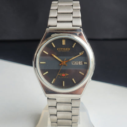 Vintage 1989 Original Citizen Automatic 8200 Grey Face 21 Jewels Day-Date Japanese Men's Wrist Watch ET32