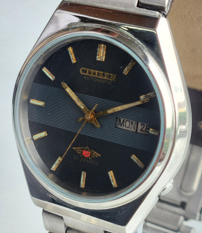 Vintage 1989 Original Citizen Automatic 8200 Grey Face 21 Jewels Day-Date Japanese Men's Wrist Watch ET32