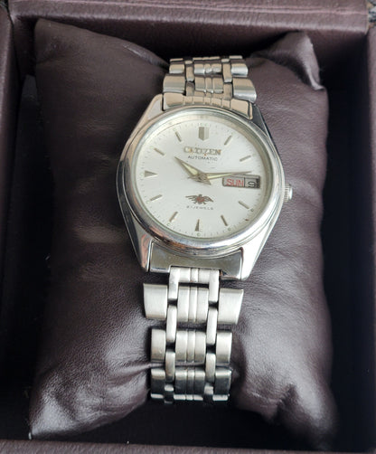 Vintage 1993 Original Citizen Automatic 8200 White Face 21 Jewels Day-Date Japanese Men's Wrist Watch ET36