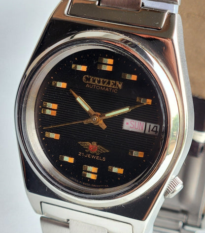 Vintage 1993 Original Citizen Automatic 8200 Black Face 21 Jewels Day-Date Japanese Men's Wrist Watch ET38