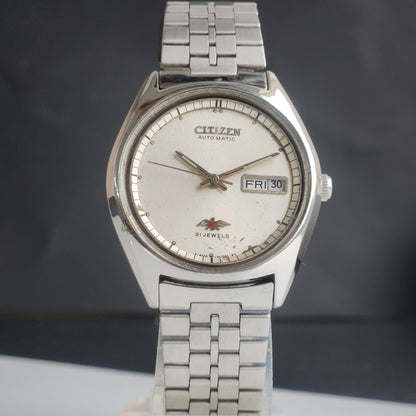 Vintage 1983 Original Citizen Automatic 8200 Silver Face 21 Jewels Day-Date Japanese Men's Wrist Watch ET43