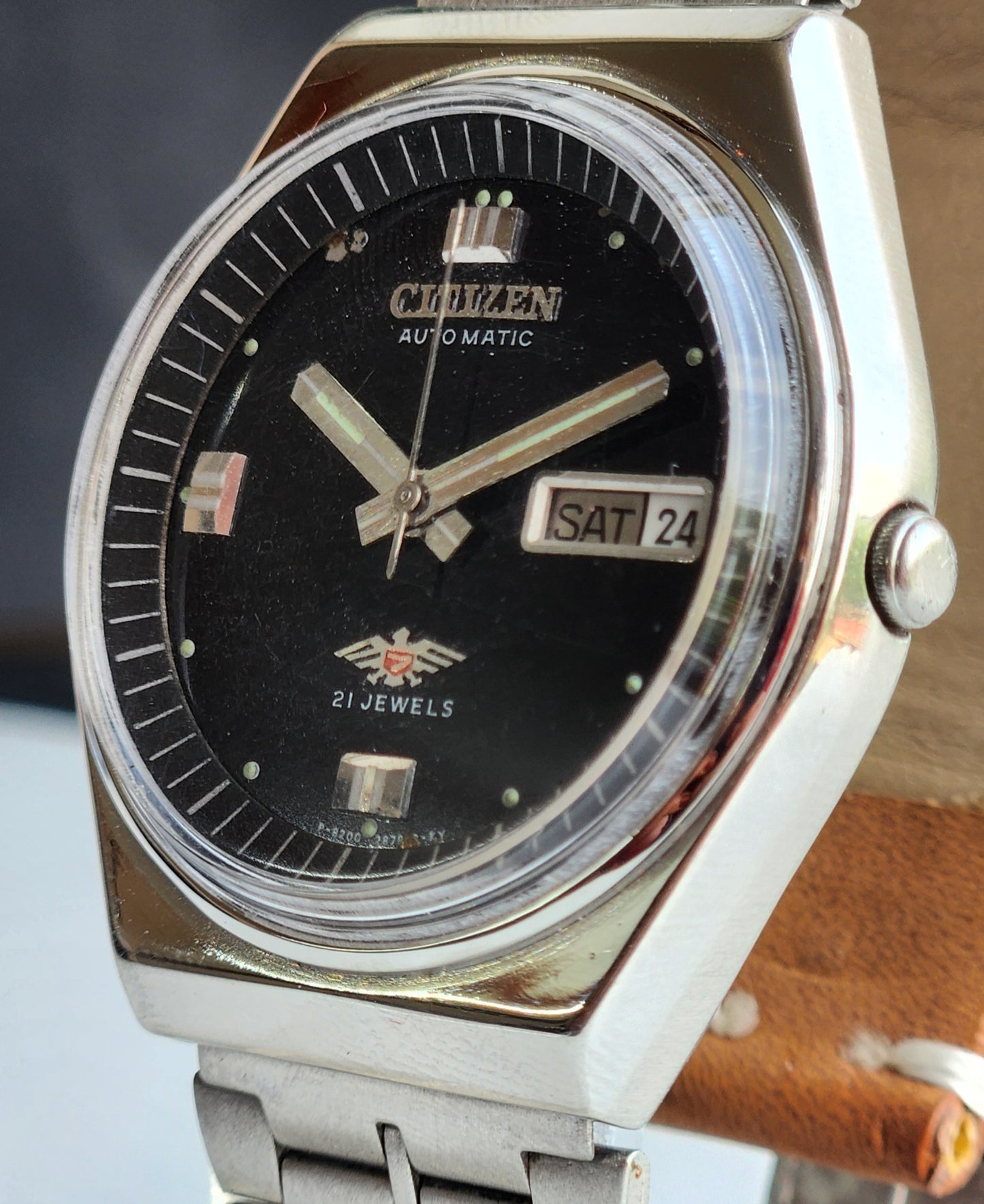 Vintage 1981 Original Citizen Automatic 8200 Black Face 21 Jewels Day-Date Japanese Men's Wrist Watch ET44