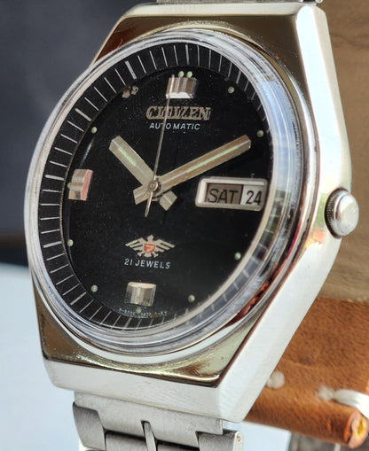Vintage 1981 Original Citizen Automatic 8200 Black Face 21 Jewels Day-Date Japanese Men's Wrist Watch ET44