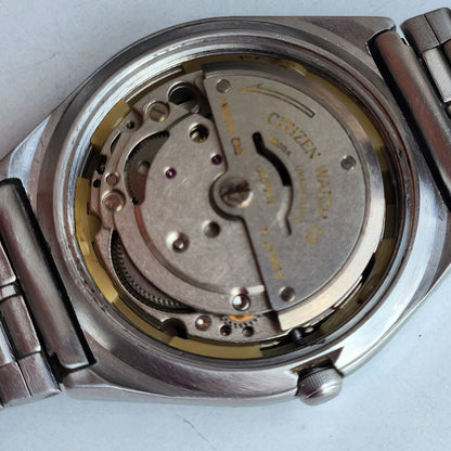 Vintage 1981 Original Citizen Automatic 8200 Black Face 21 Jewels Day-Date Japanese Men's Wrist Watch ET44