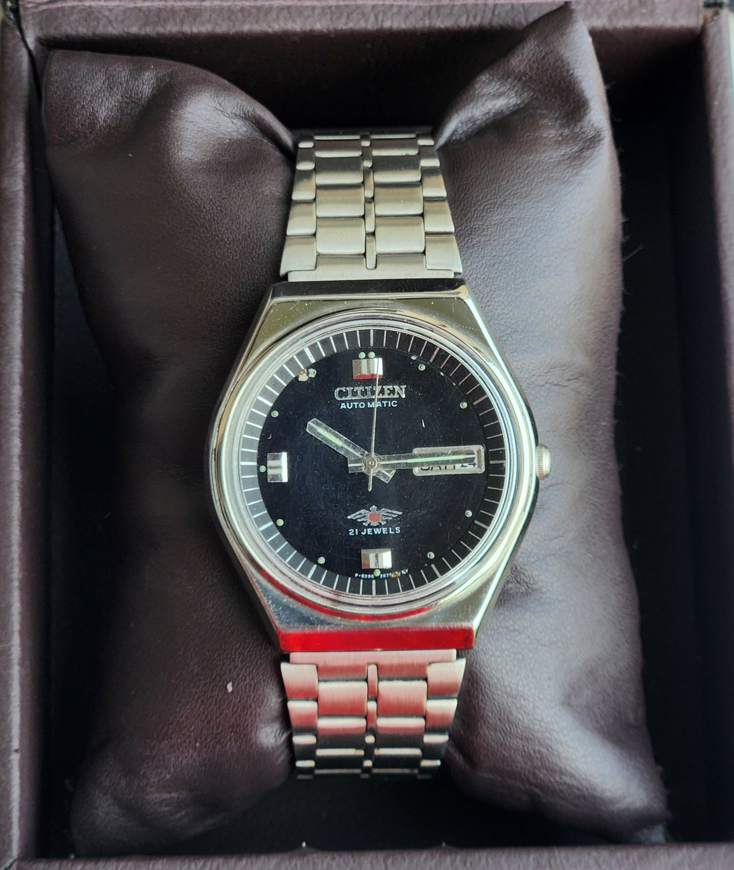 Vintage 1981 Original Citizen Automatic 8200 Black Face 21 Jewels Day-Date Japanese Men's Wrist Watch ET44