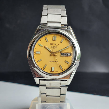 Vintage 1980 Original Seiko 5 Automatic 7009-876A Golden Face 17 Jewels Day-Date Japanese Men's Wrist Watch ET48