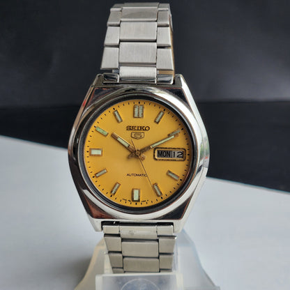 Vintage 1980 Original Seiko 5 Automatic 7009-876A Golden Face 17 Jewels Day-Date Japanese Men's Wrist Watch ET48