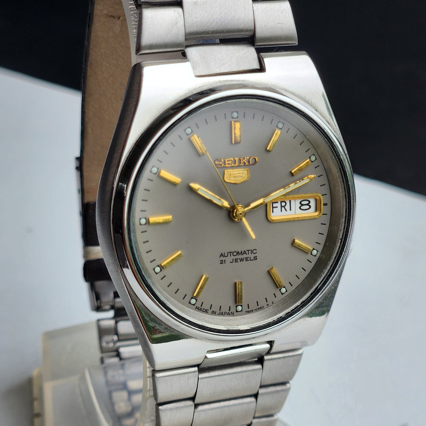 Vintage 1996 Original Seiko 5 Automatic 7S26-3160 Grey Face 21 Jewels Day-Date Japanese Men's Wrist Watch ET52