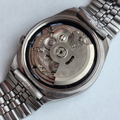Vintage 1985 Original Seiko 5 Automatic 7009-3030 Grey Face 17 Jewels Day-Date Japanese Men's Wrist Watch ET58