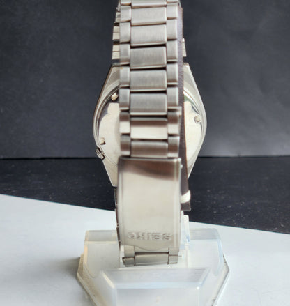 Vintage 1978 Original Seiko 5 Automatic 6319-601A Black Face 21 Jewels Day-Date Japanese Men's Wrist Watch ET61