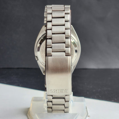 Vintage 1983 Original Seiko 5 Automatic 7009-3041 Grey Face 17 Jewels Day-Date Japanese Men's Wrist Watch ET62