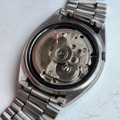 Vintage 1983 Original Seiko 5 Automatic 7009-3041 Grey Face 17 Jewels Day-Date Japanese Men's Wrist Watch ET62