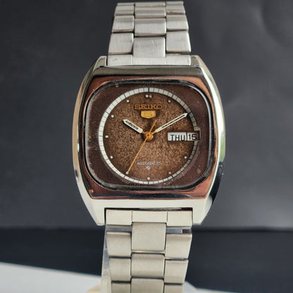 Vintage 1981 Original Seiko 5 Automatic 6309-6030 Brown Face 17 Jewels Day-Date Japanese Men's Wrist Watch ET73