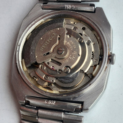 Vintage 1982 Original Seiko 5 Automatic 6309-5660 Silver Face 17 Jewels Day-Date Japanese Men's Wrist Watch ET74