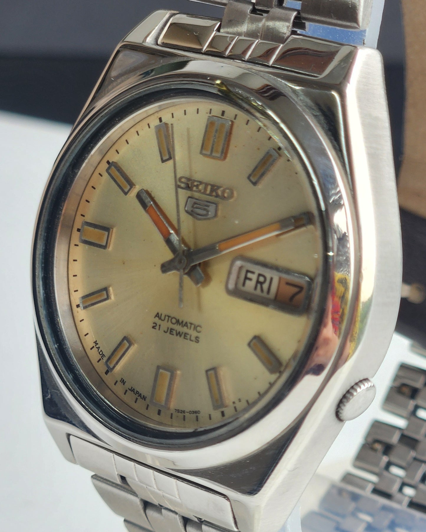Vintage 1998 Original Seiko 5 Automatic 7S26-3160 Golden Face 21 Jewels Day-Date Japanese Men's Wrist Watch ET80