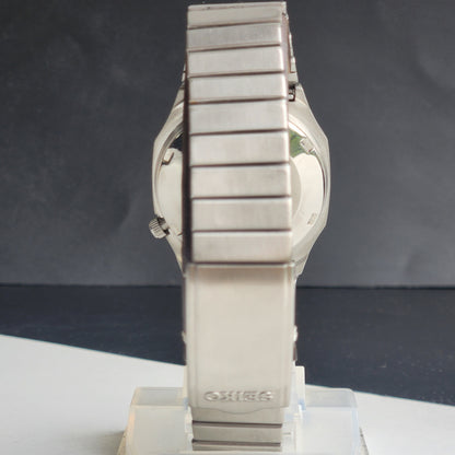 Vintage 1977 Original Seiko 5 Automatic 6309-401C Black Face 17 Jewels Day-Date Japanese Men's Wrist Watch ET81