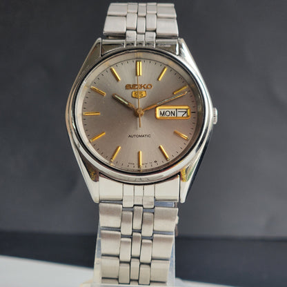 Vintage 1985 Original Seiko 5 Automatic 6309-8900 Grey Face 17 Jewels Day-Date Japanese Men's Wrist Watch ET82