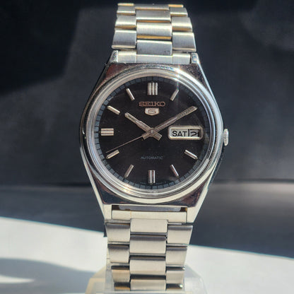 Vintage 1978 Original Seiko 5 Automatic 6309-8120 Black Face 17 Jewels Day-Date Japanese Men's Wrist Watch ET87