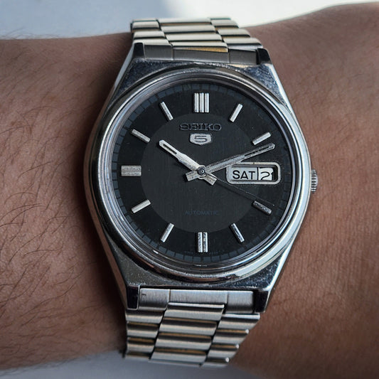 Vintage 1978 Original Seiko 5 Automatic 6309-8120 Black Face 17 Jewels Day-Date Japanese Men's Wrist Watch ET87