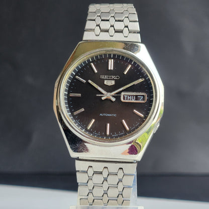 Vintage 1981 Original Seiko 5 Automatic 6309-720C Black Face 17 Jewels Day-Date Japanese Men's Wrist Watch ET97