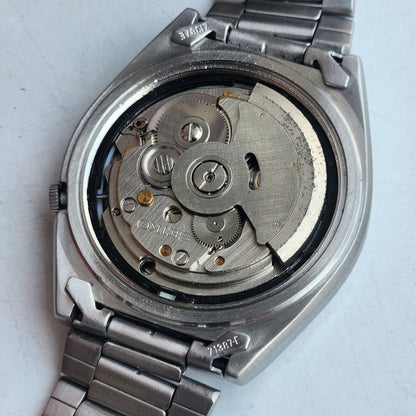 Vintage 1980 Original Seiko 5 Automatic 7009-3130 Grey Face 21 Jewels Day-Date Japanese Men's Wrist Watch ET99